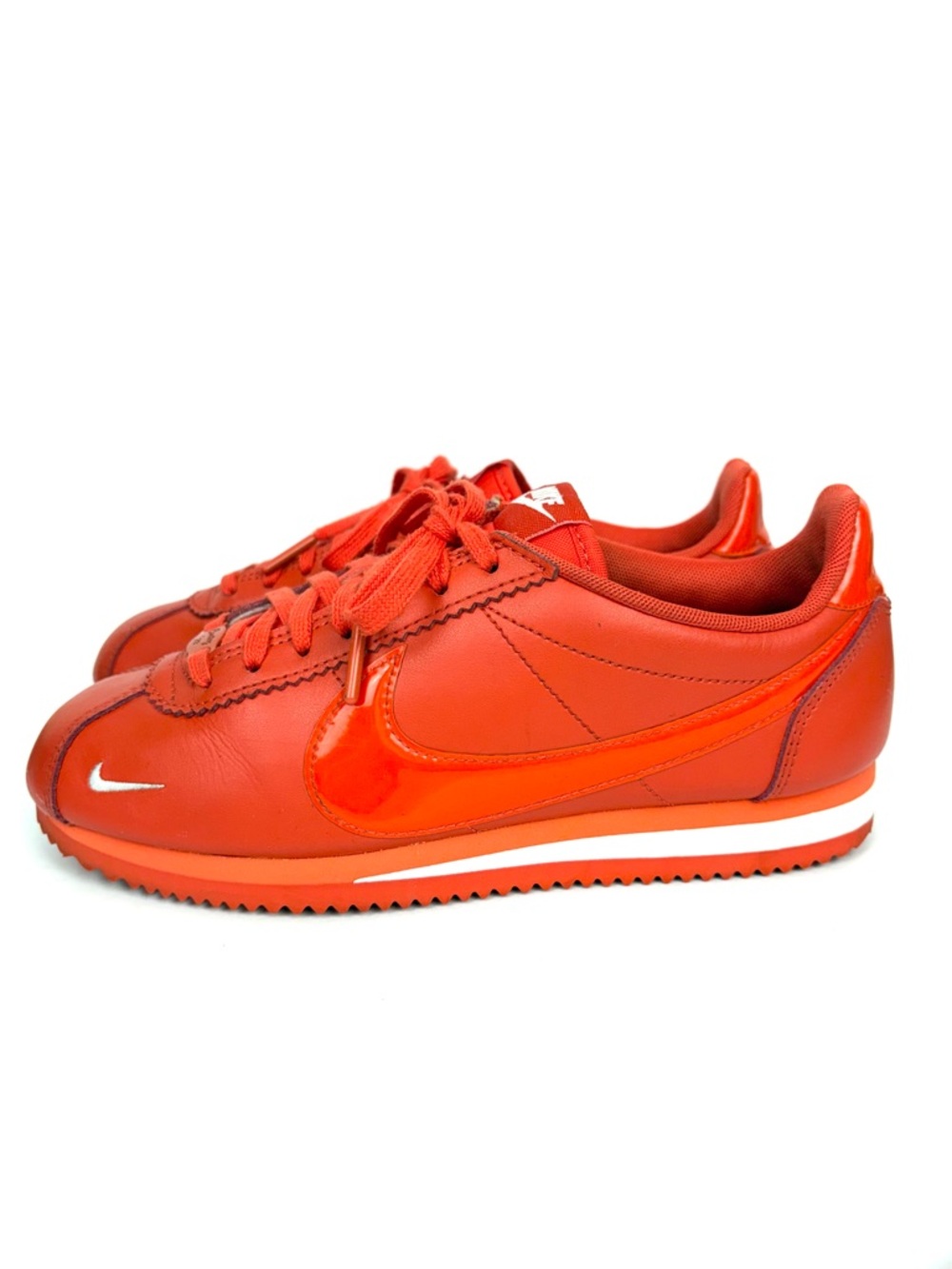 NIKE Classic Cortez 72 Premium Team Orange 905614-802 (Size 8W) - Picture 2 of 9